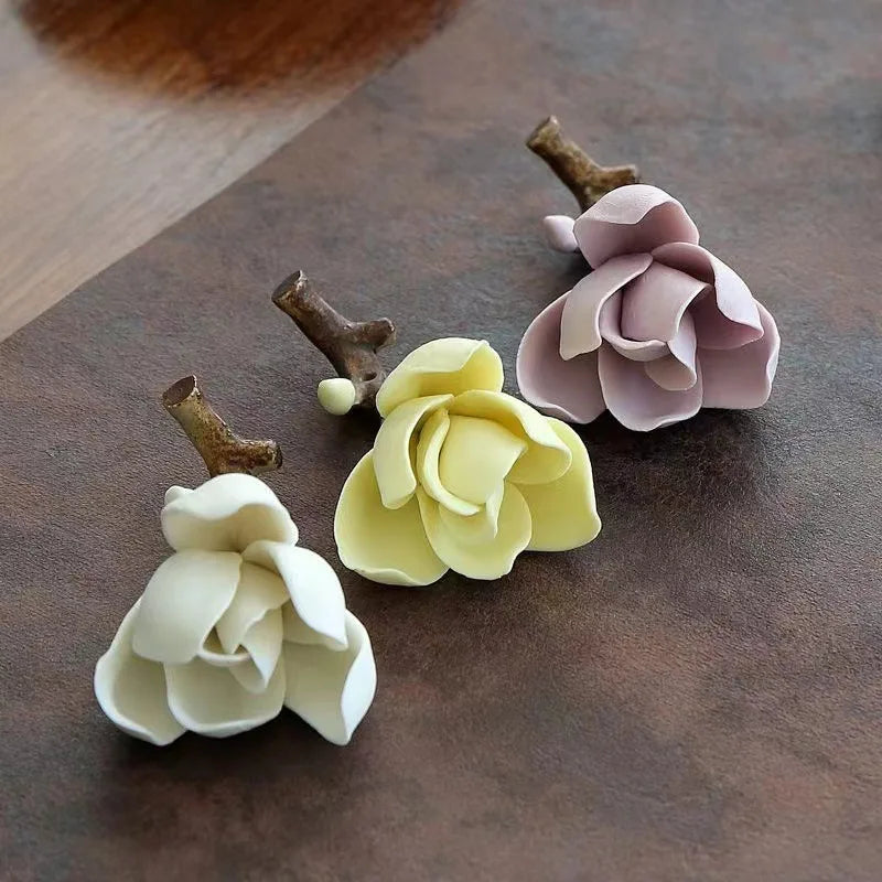 1pc Ceramic Magnolia Incense Pedestal